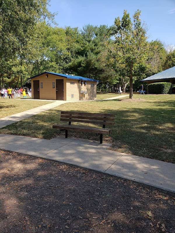 Granny White Park - Image 2