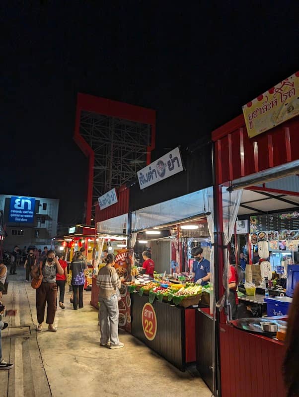 Sugoi Eat Market Pracha Uthit - Image 1
