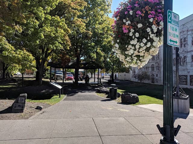 Heritage Square - Image 1