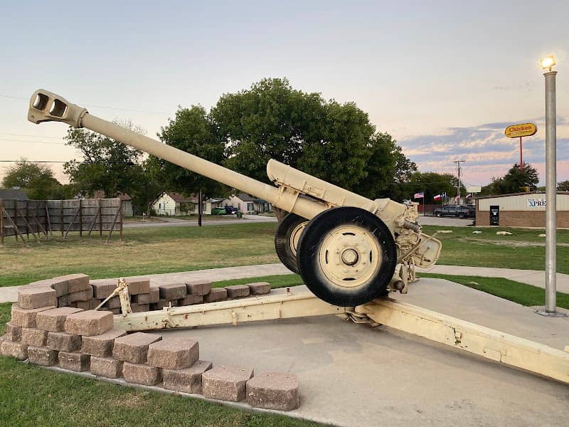 Veterans Park - Image 1
