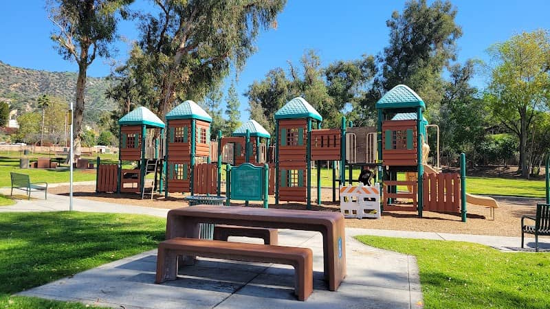 Pioneer Park - Image 2