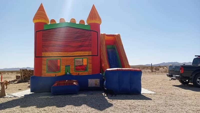 E & R PARTY RENTALS - Image 1