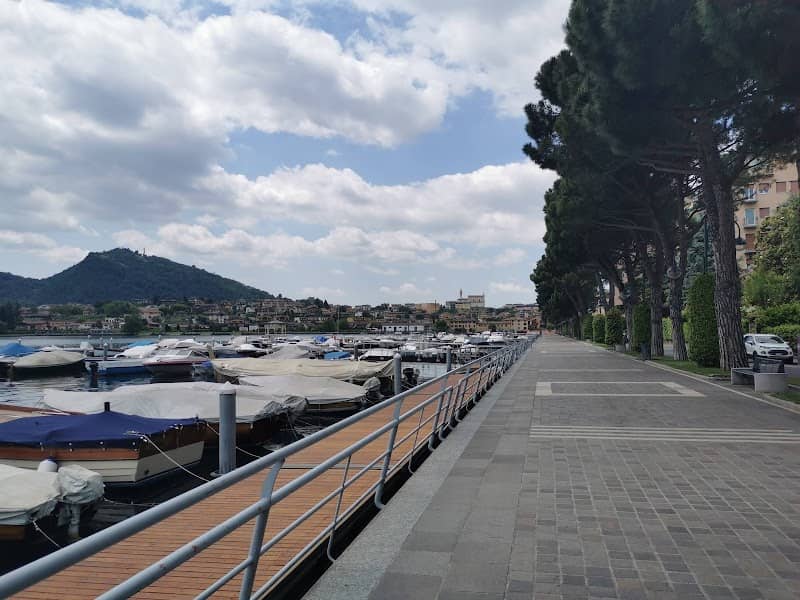 Lungolago Sarnico - Image 1