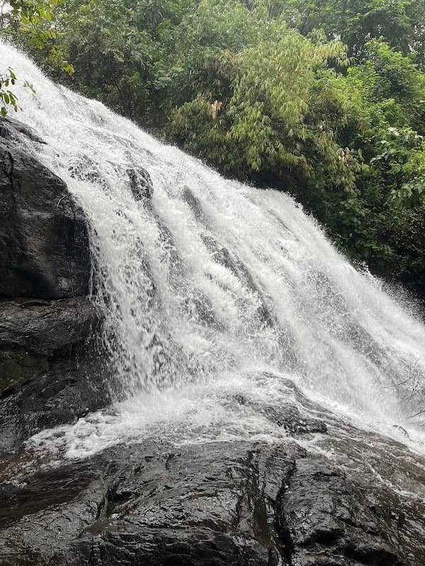 Thenamkayam Falls Karnataka - Image 1