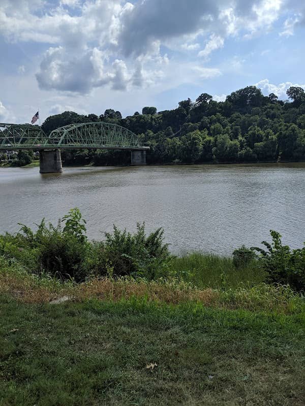Riverfront Park - Image 1