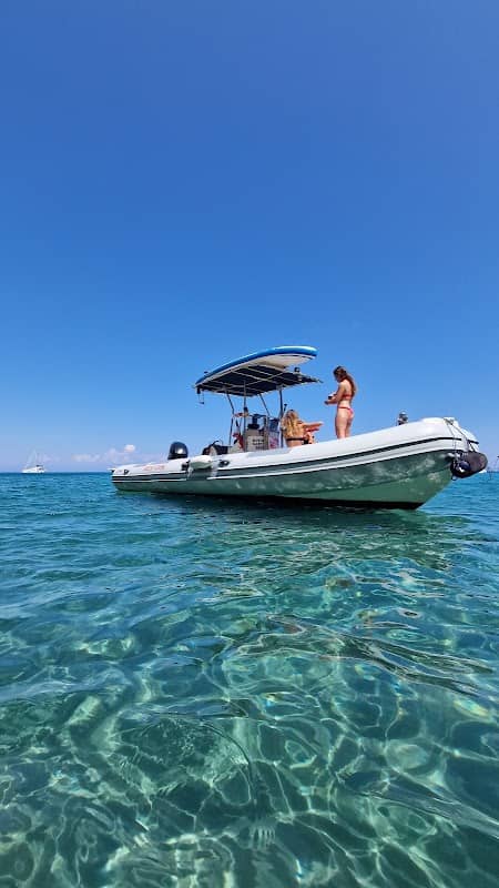 Tour in gommone e snorkeling Odissey Diving - Image 1