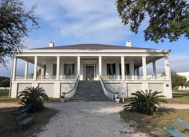 Jefferson Davis Presidential Library - Image 2