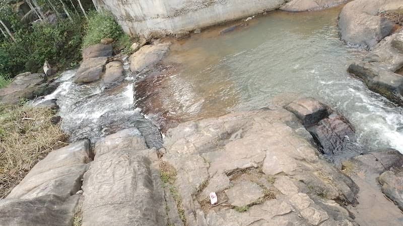 Waterfalls , Aruvikkamoola , karippoor - Image 3