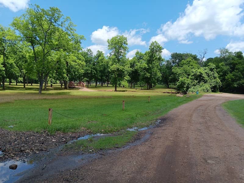 Pecan Acres Park - Image 2