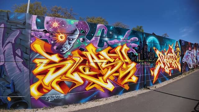 Aleja Obornickiego GRAFFITI - Image 1