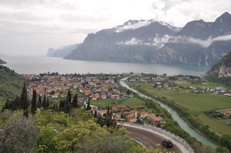 City & Lake - Image 1