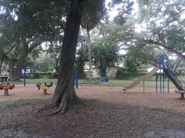 Esterre Davis Wright Park - Image 1