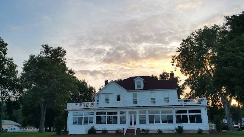 Anheuser House - Image 1