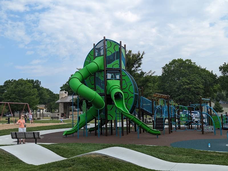 R Park - Image 1