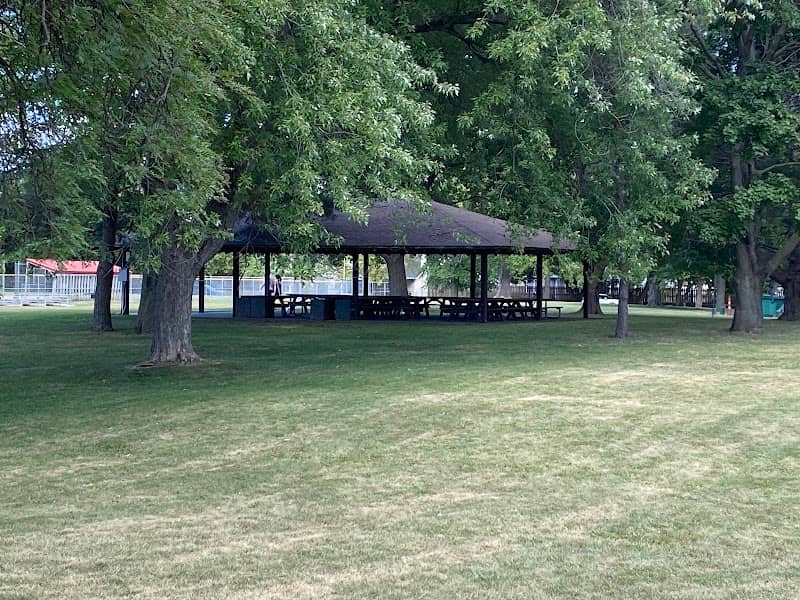 Emeis Park - Image 2