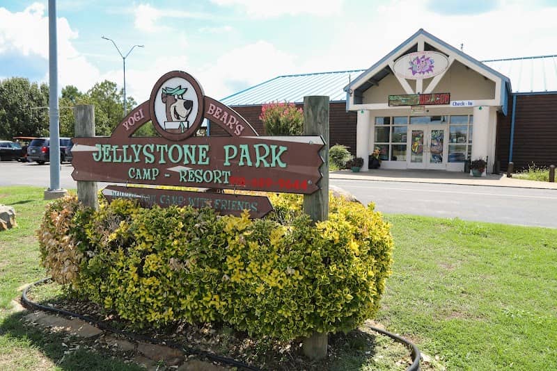 Jellystone Park™ Eufaula Lake - Image 2