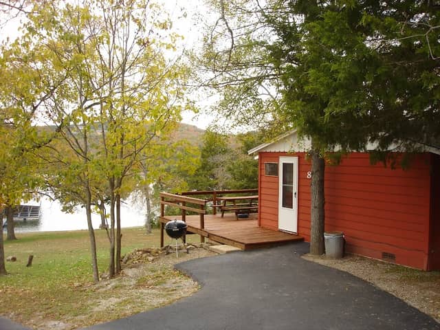 Holiday Hideaway Resort - Branson - Image 1