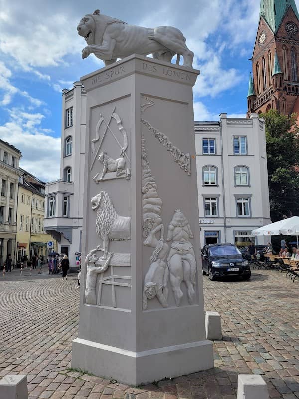 Löwendenkmal Schwerin - Image 2