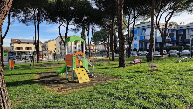Parco giochi per bambini - Image 1