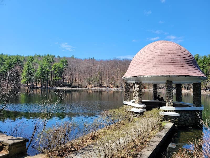Coggshall Park - Image 1