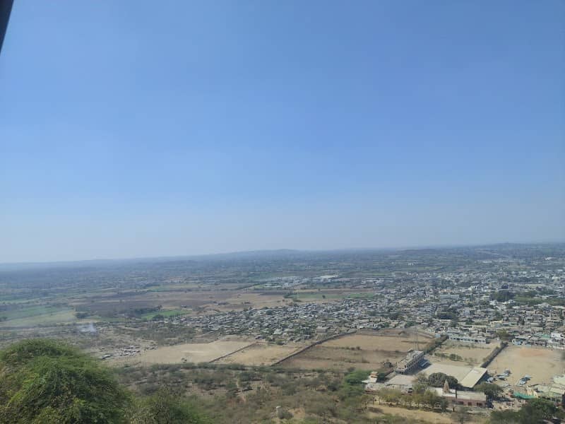 Uphill lookout - Image 1