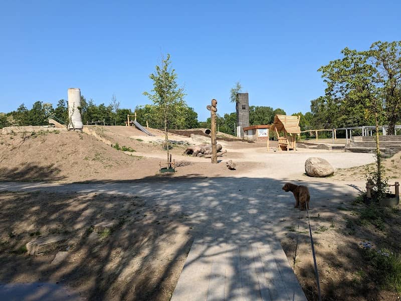 Maris Stella park - Image 1
