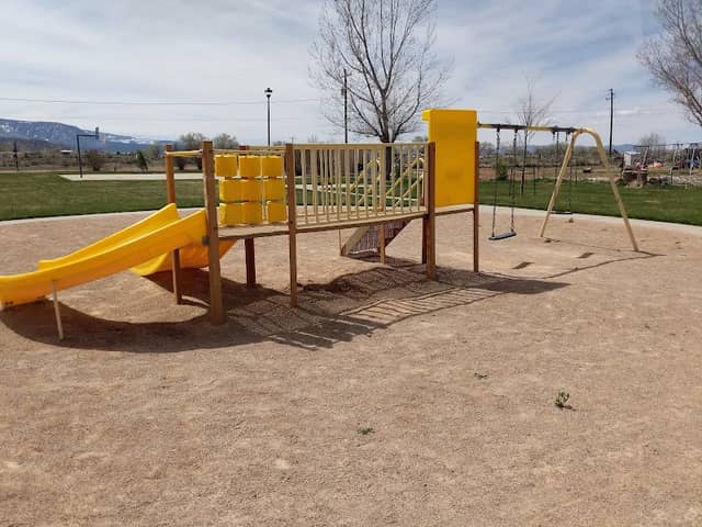Garden Park - Image 1