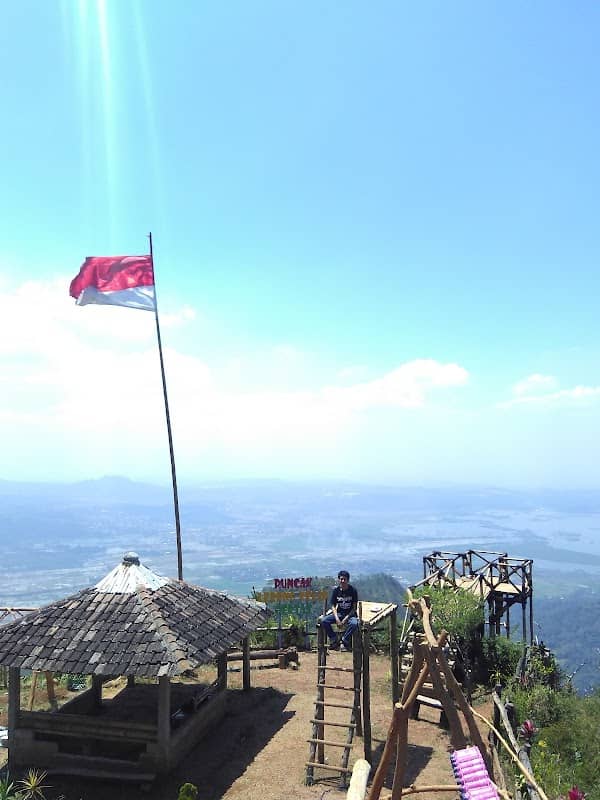 Mountaintop Kelir - Image 1
