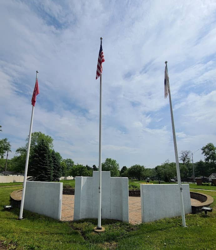 Frank Gilbert Jr. Memorial Park - Image 2
