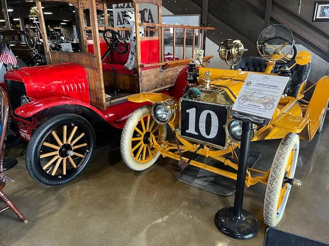 Motte Historical Car Museum - Image 2