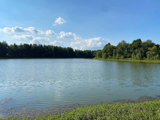 Moutoux Park - Image 1