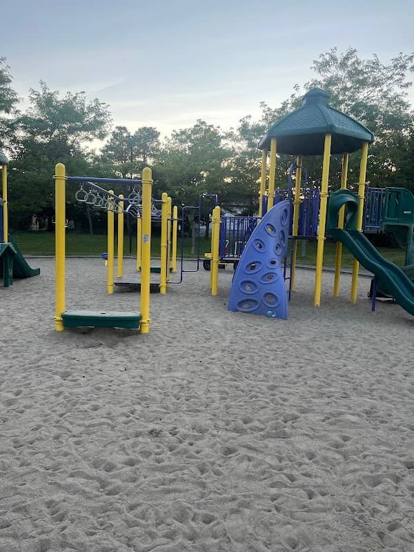Mapleton Park - Image 1