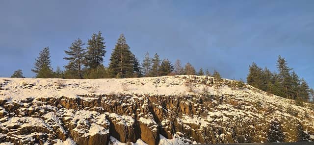 Blue Mountains summit - Image 2
