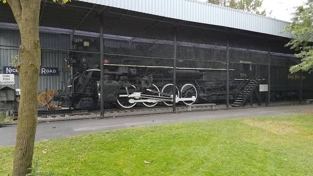 Lincoln Park Railway Exhibit - Image 1