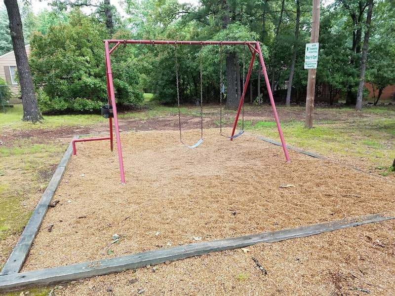 Delmont Park - Image 2