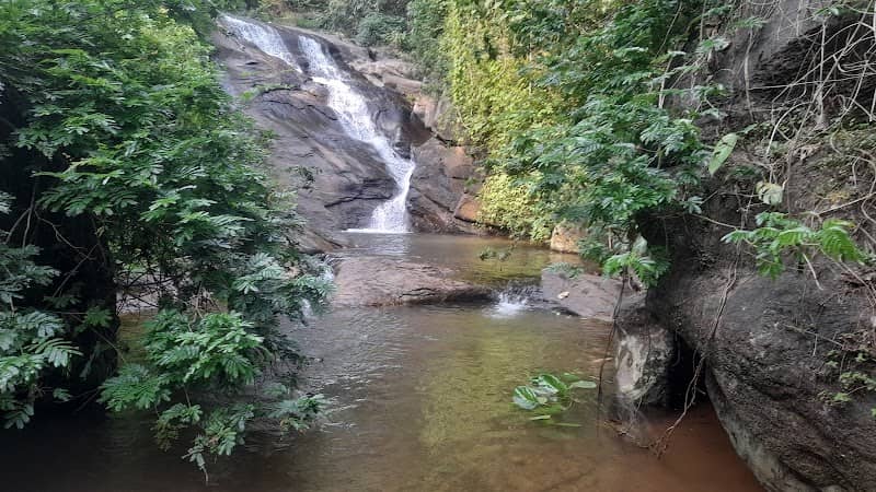 Aruvikuzhi - Image 1