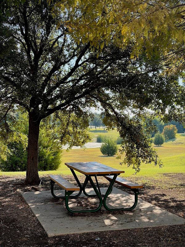 Village Green Park - Image 3
