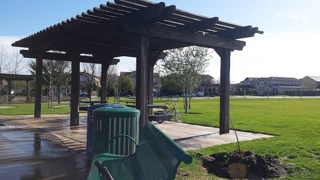 Shady Oak Park - Image 2
