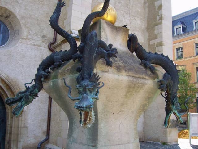 Drachenbrunnen - Image 1