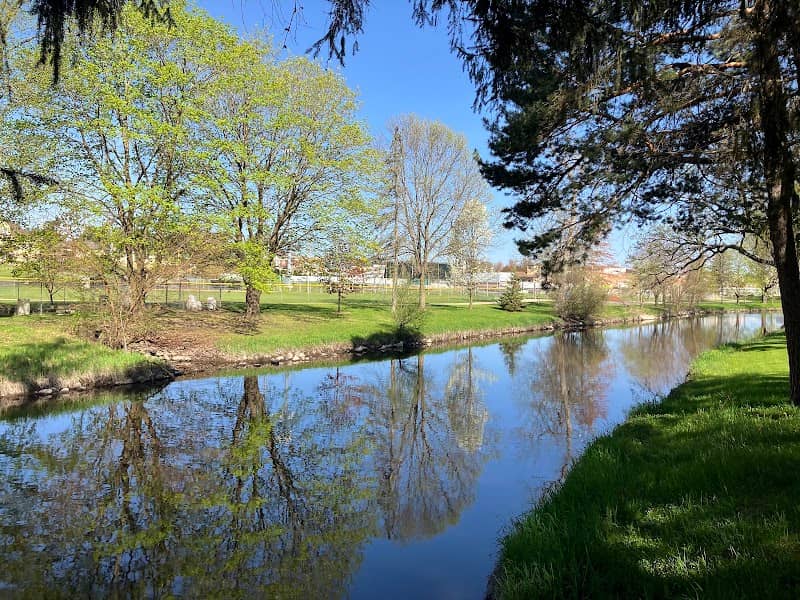 Olen Park - Image 2
