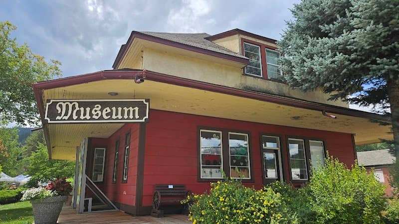 Castlegar Station Museum - Image 1