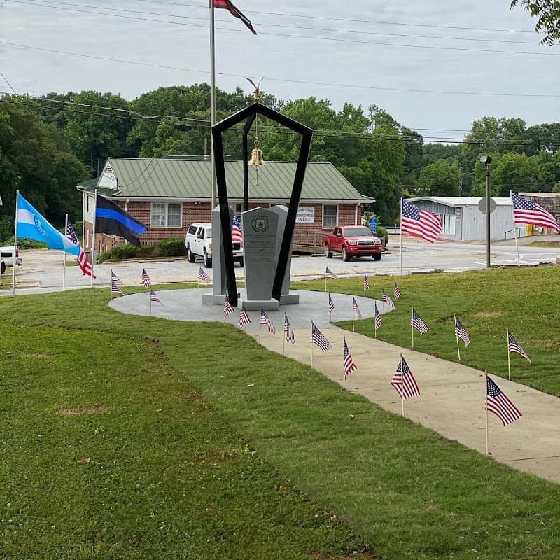 Franklin County Veteran's Plaza - Image 1