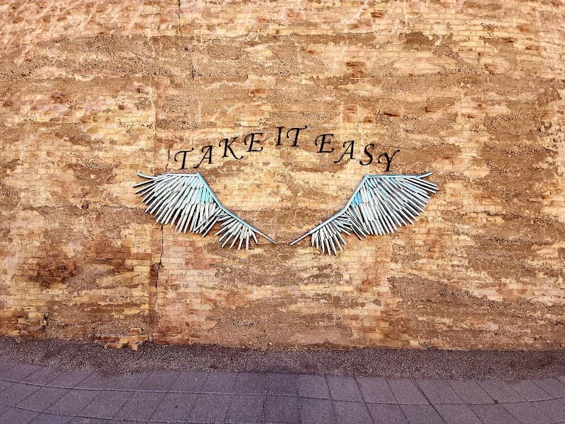 Winslow Wings - Image 2