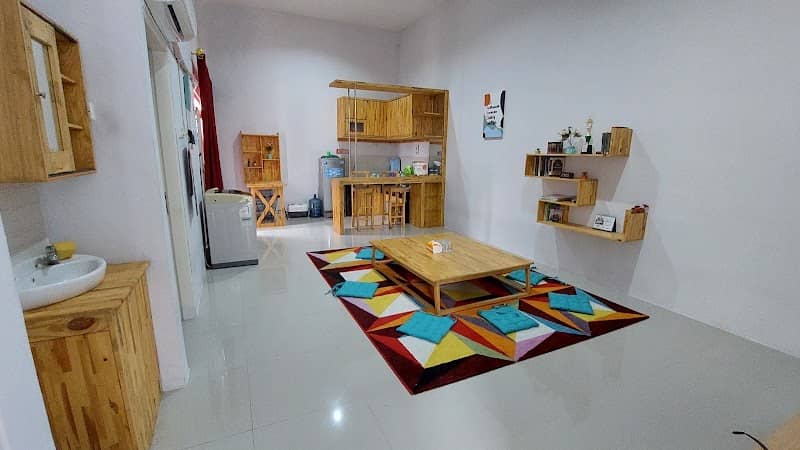SO7 Guest House - Image 1