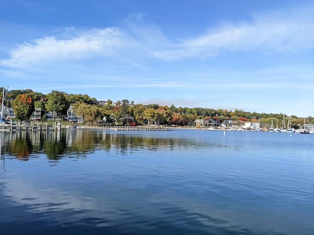 Lakefront Park - Image 1