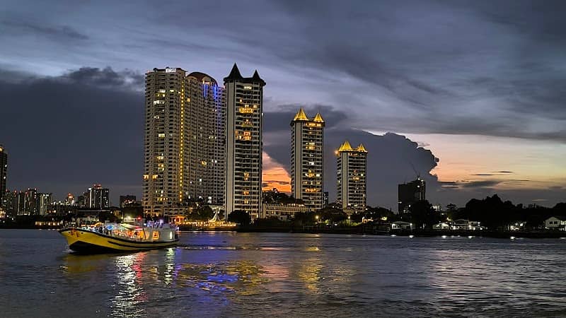 Asiatique The Riverfront Warehouse 7 - Image 3