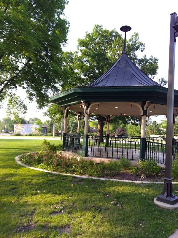 Central Park - Image 2