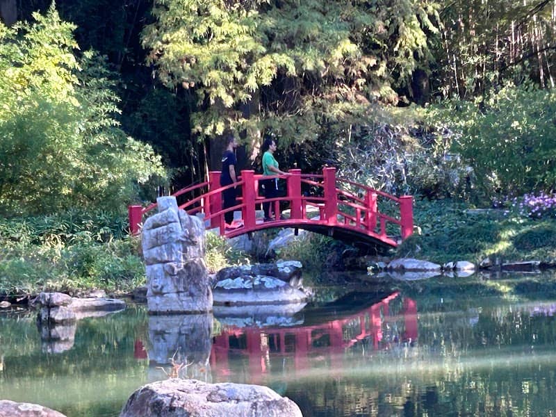 Botanical Place - Image 2