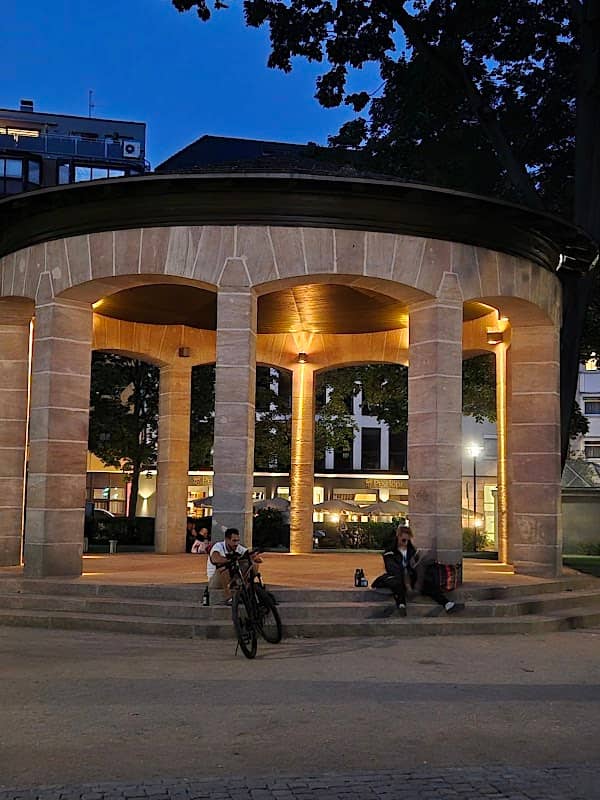 Pavillon - Image 1