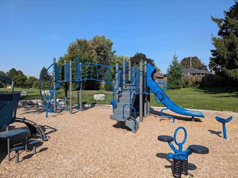 Willowdale Park - Image 3